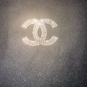 Fashion Gold Crystal Brooch